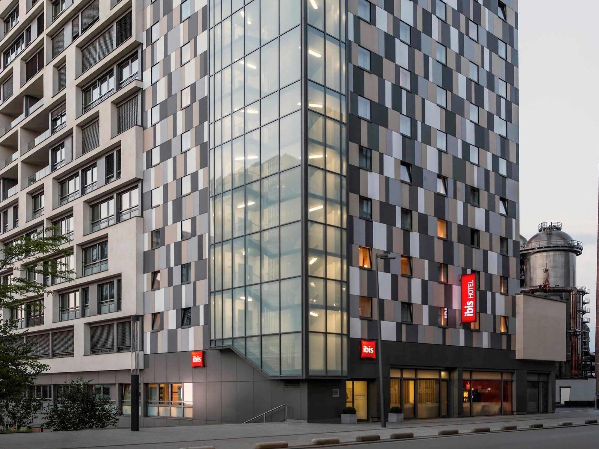 Hotel Ibis Belval