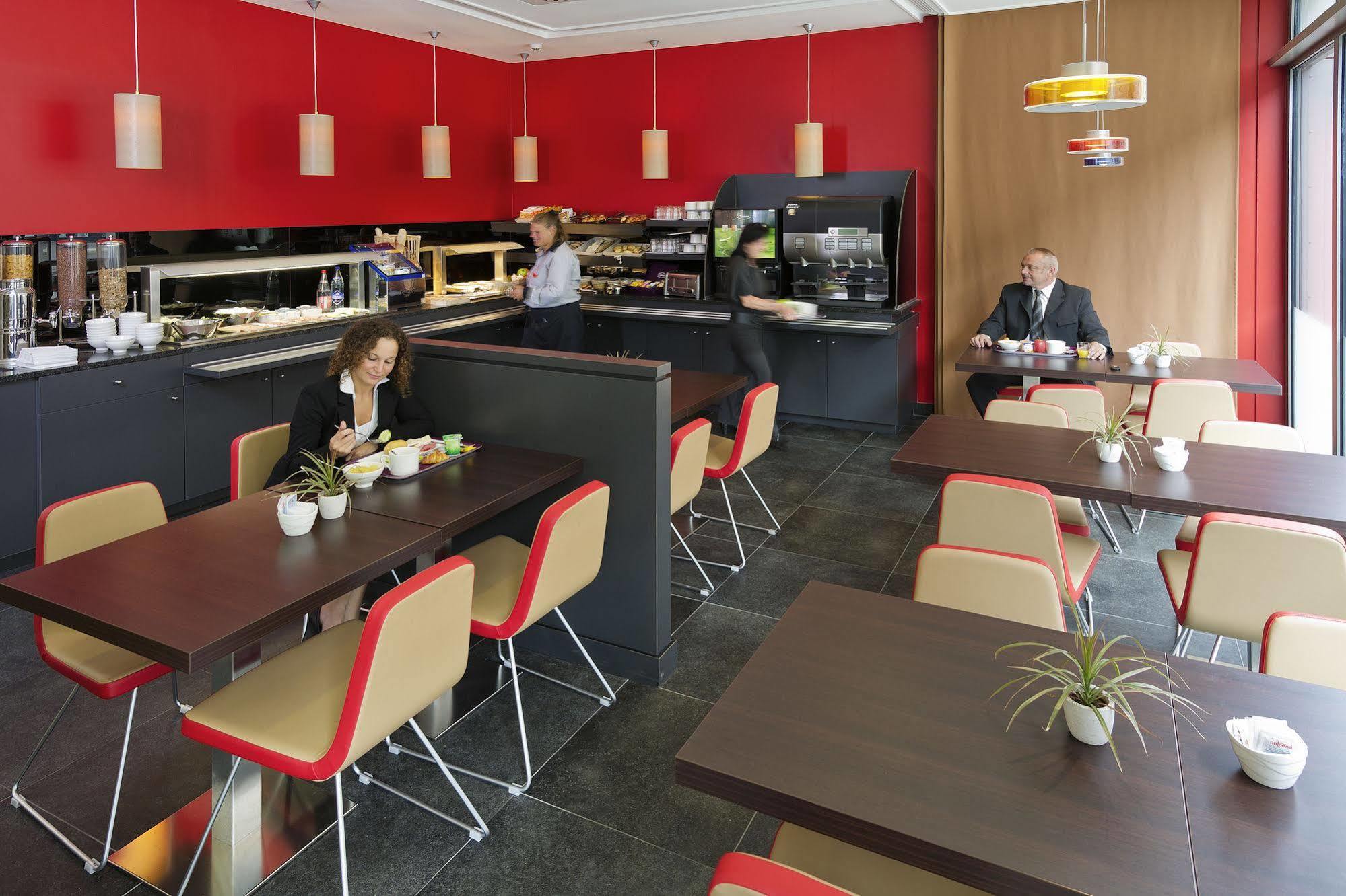 Ibis Belval Hotel